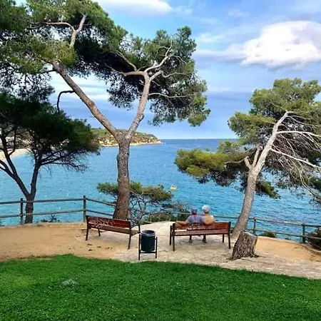 Apartment Zodiac Ab 3h Lloret de Mar